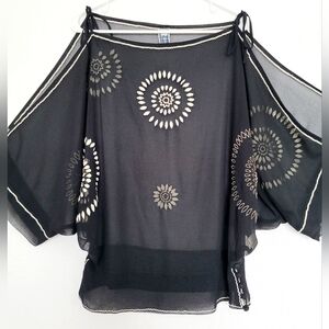 Free People Women's Sheer Mesh Embroidered Top Cover Black/Ivory Med.Oversize